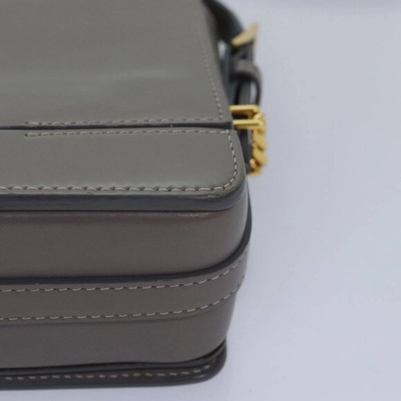 BURBERRY Shoulder Bag Patent leather Gray Gold Auth bs17639 - Picture 5 of 16